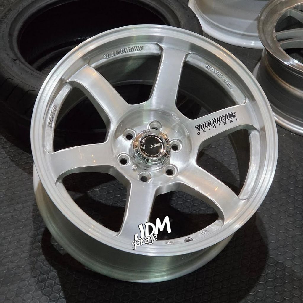 velg racing ring 18 RAYS 57 FLOW FORMING PCD 6X114,3 velg mobil Nissan Navara Nissan terra velg raci