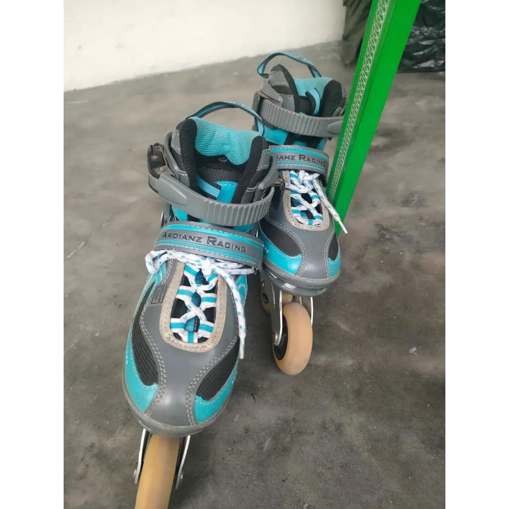 preloved sepatu roda anak