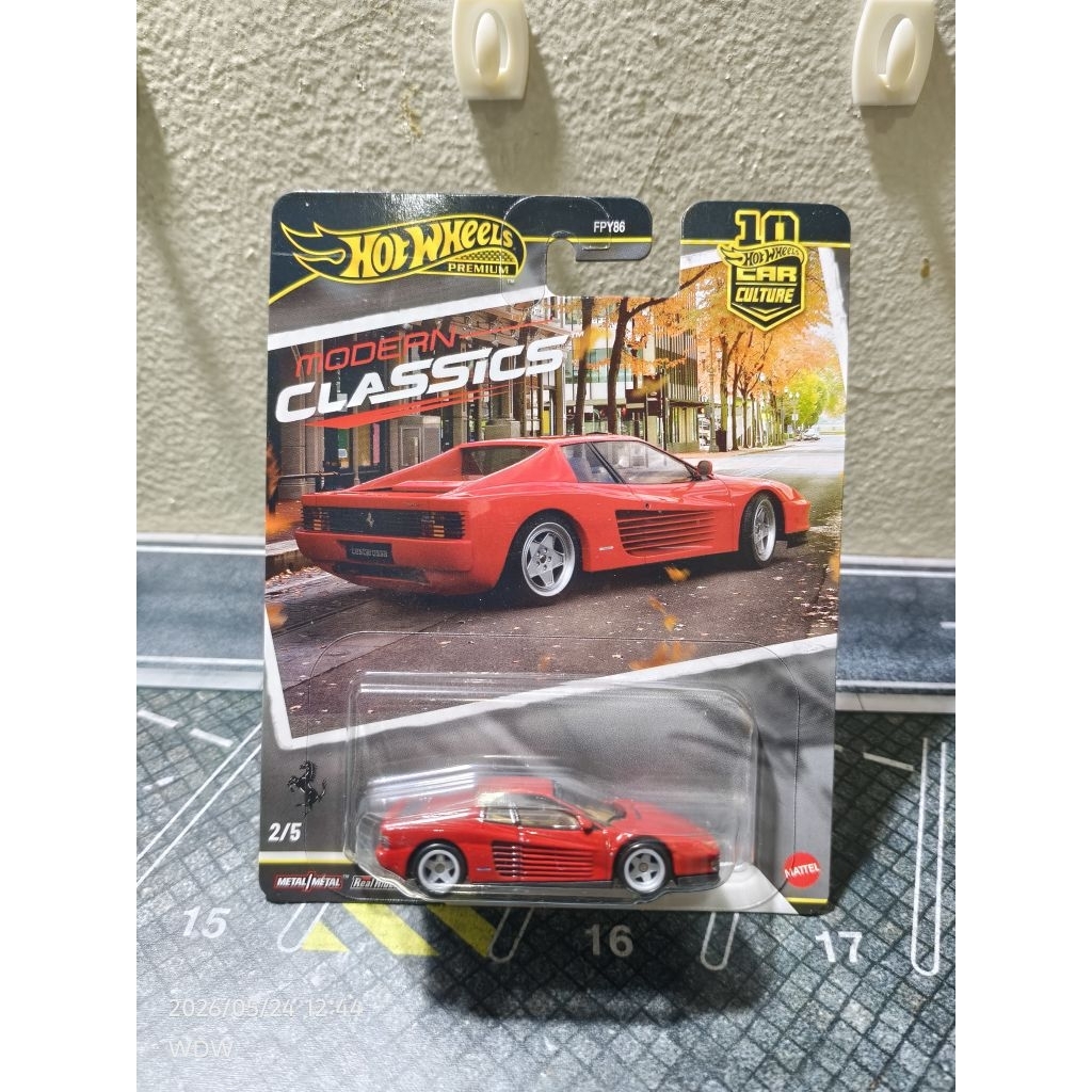 Hot Wheels Premium Ferrari Testarossa Modern Classic