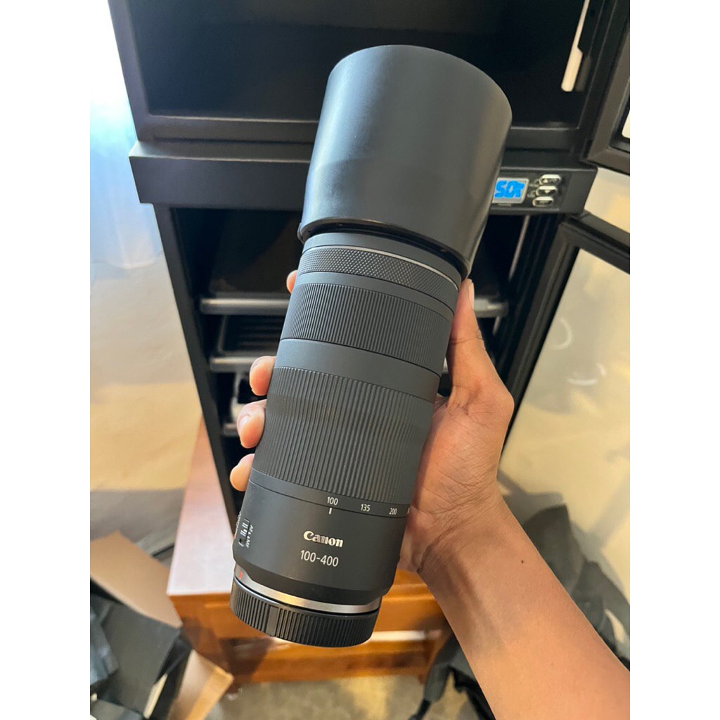 lensa canon rf 100 400mm mulus seperti baru