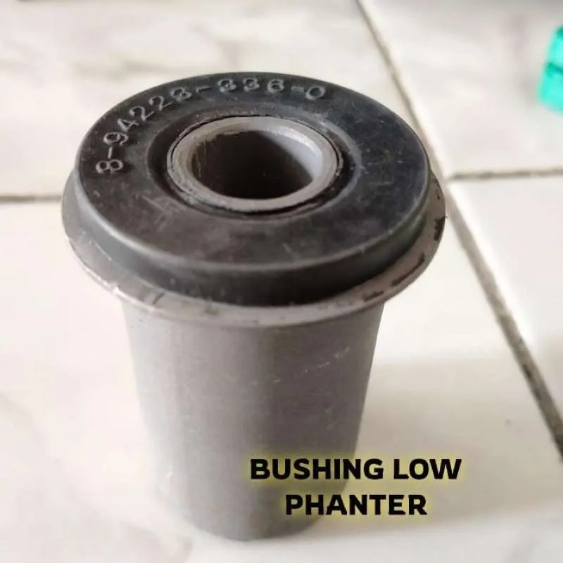 Karet Bushing Lower Arm/ Bos AS Sentrik Sayap Bawah PANTHER 2300CC / 2500CC / LUV KBD25 KBD26 merk W