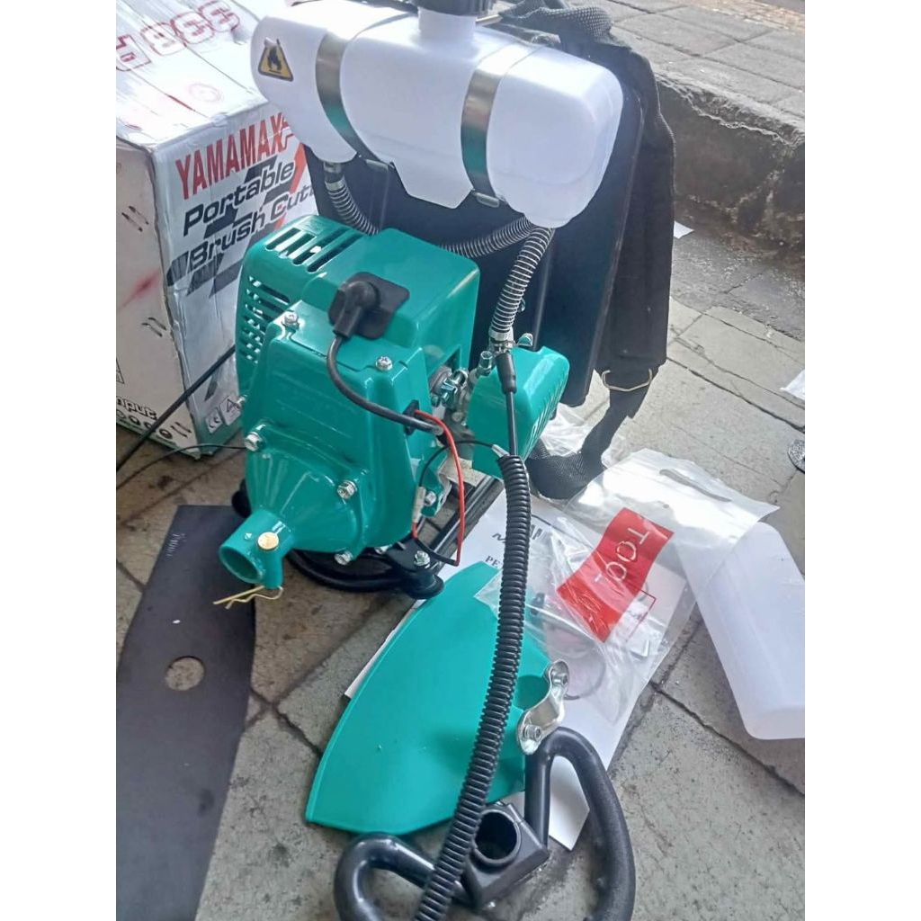 MESIN POTONG RUMPUT YAMAMAX PRO