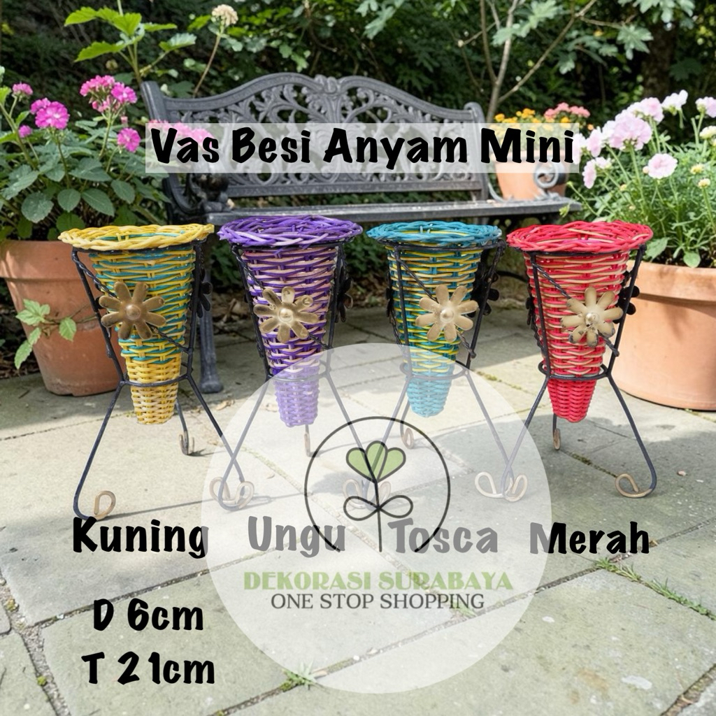 Dekorasi Taman Vas Bunga / Pot Bunga / Vas Anyam Kaki Besi /Pot Anyam Kaki Besi