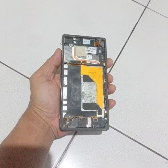 Lcd Sony Xperia Z3 + Freme Bekas BACA DISKRIPSI