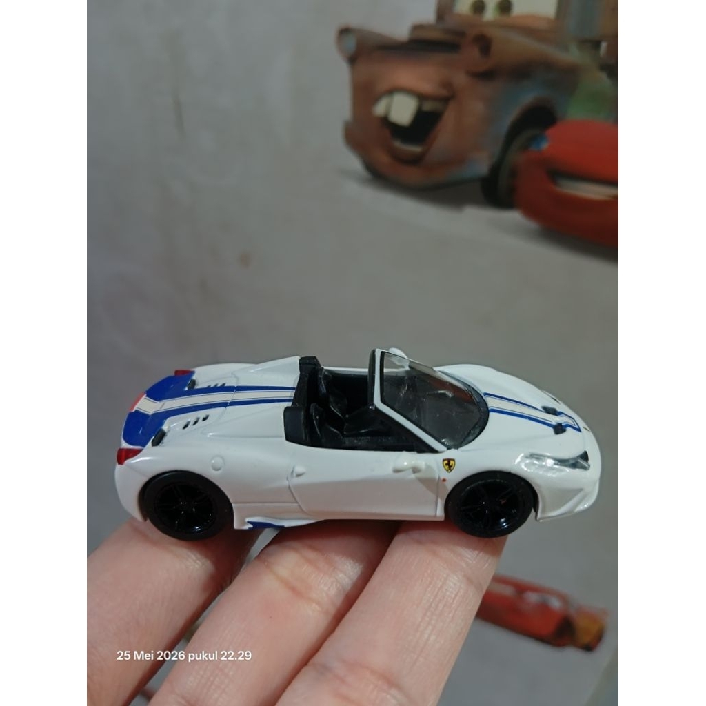 Kyosho Ferrari 458 Speciale