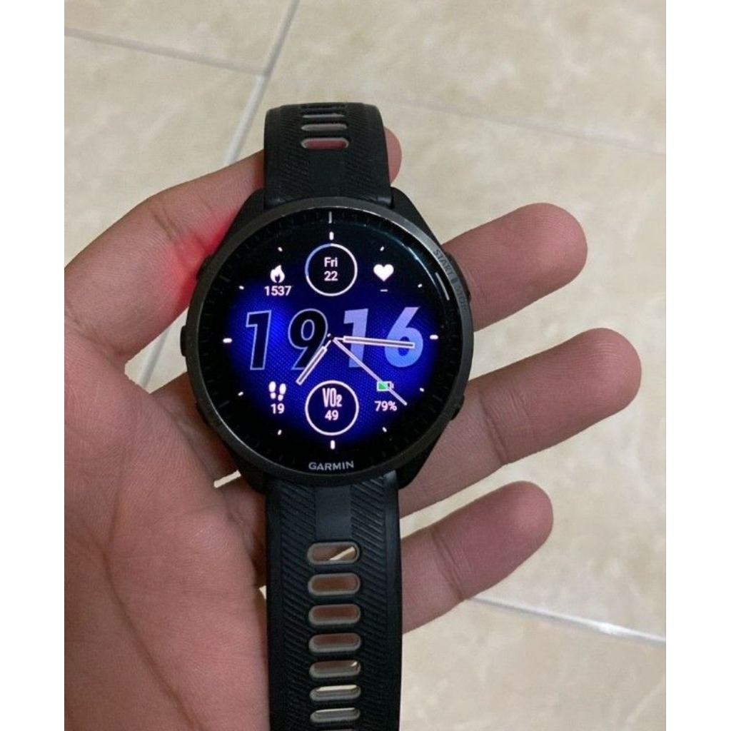 Garmin Forerunner 965 Smart Watch