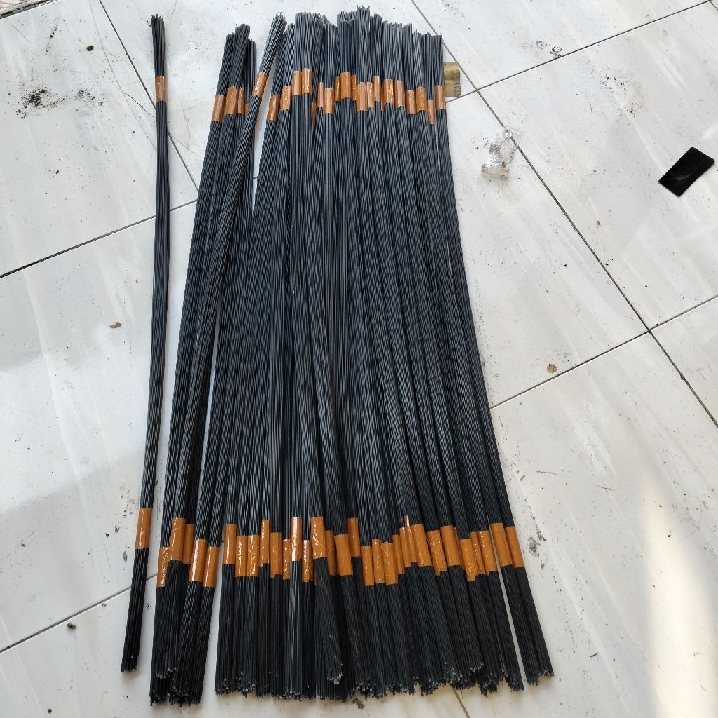 ruji fiber batangan ukuran layangan cocok buat layangan naga layangan biasa ukuran 1,5mm 1,8mm 2,0mm