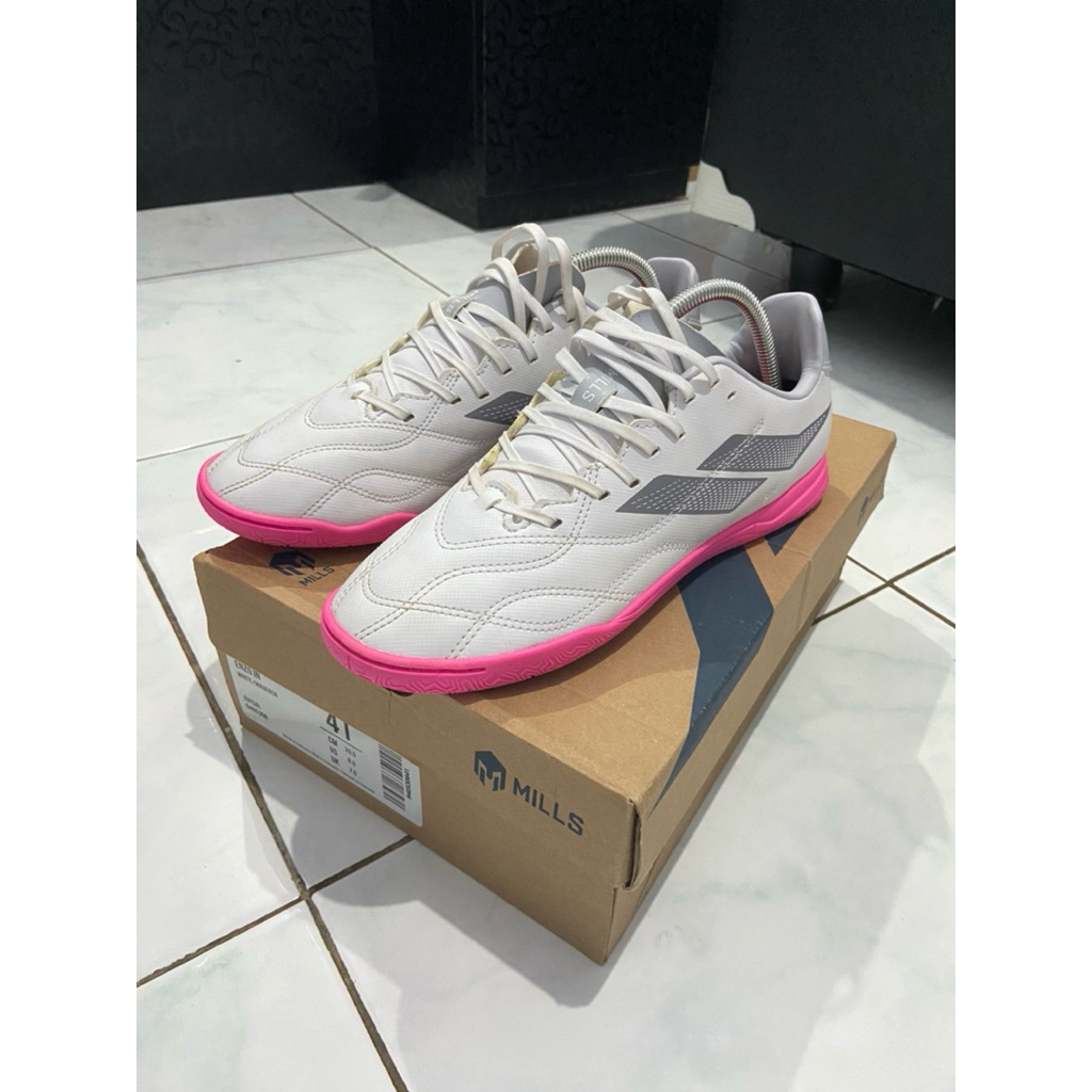 Sepatu Futsal MILLS The Next Level Second/Bekas