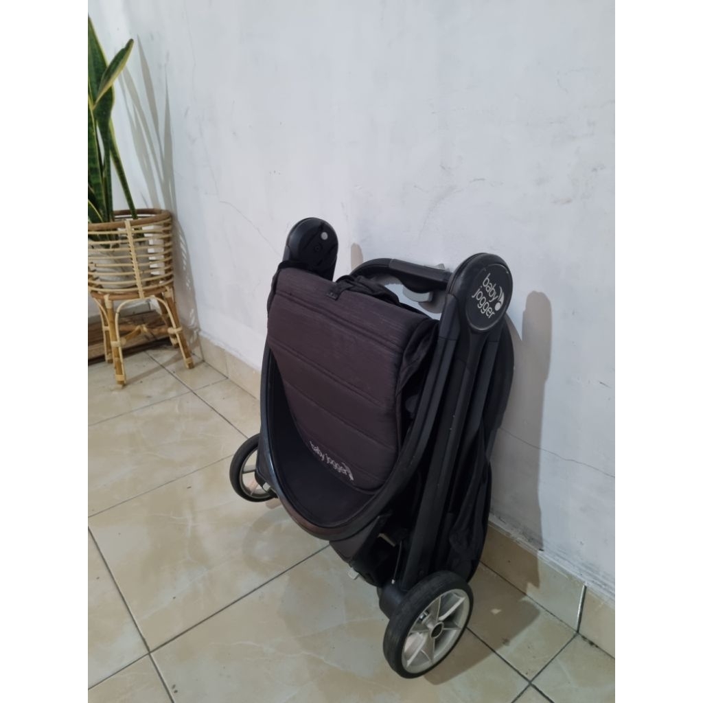stroller baby jogger city tour 2 preloved
