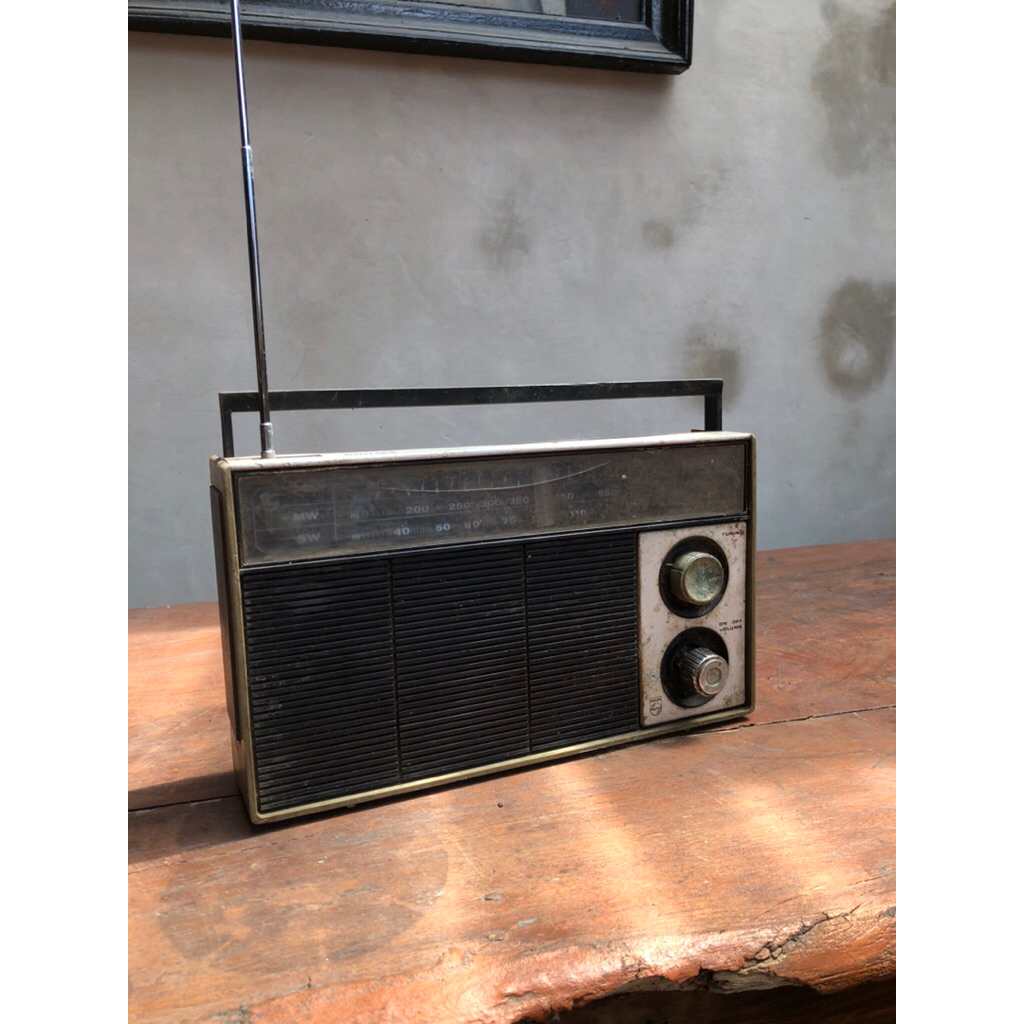 Radio jadul Philips