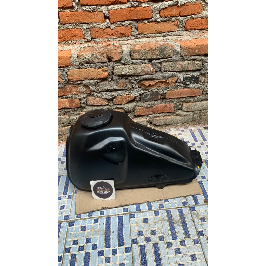 Tangki-original-crf150l-copotan-taun-muda