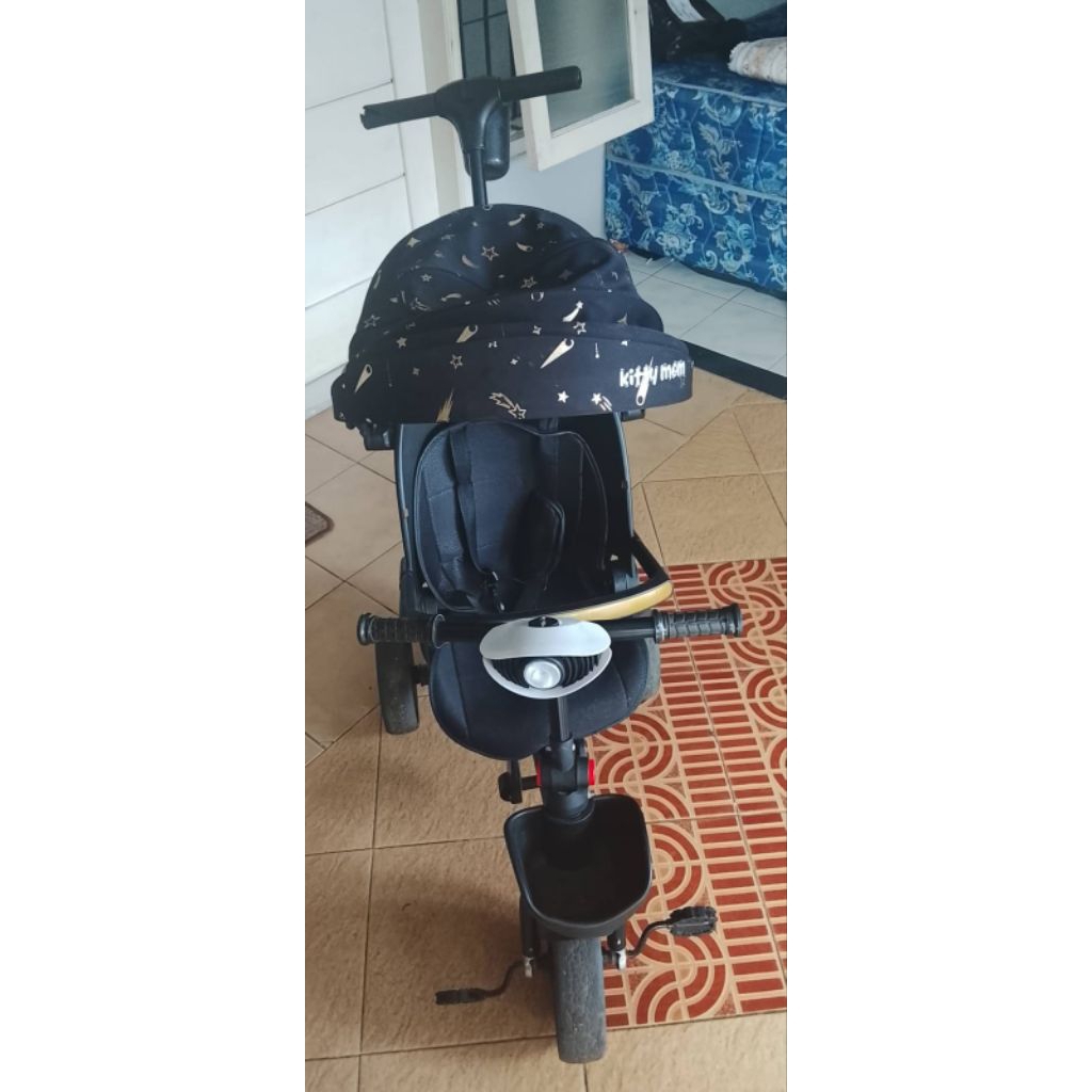Preloved - kitty mom sepedah anak roda 3 bayi 1 tahun travelling tricycle multifungsi bisa putar