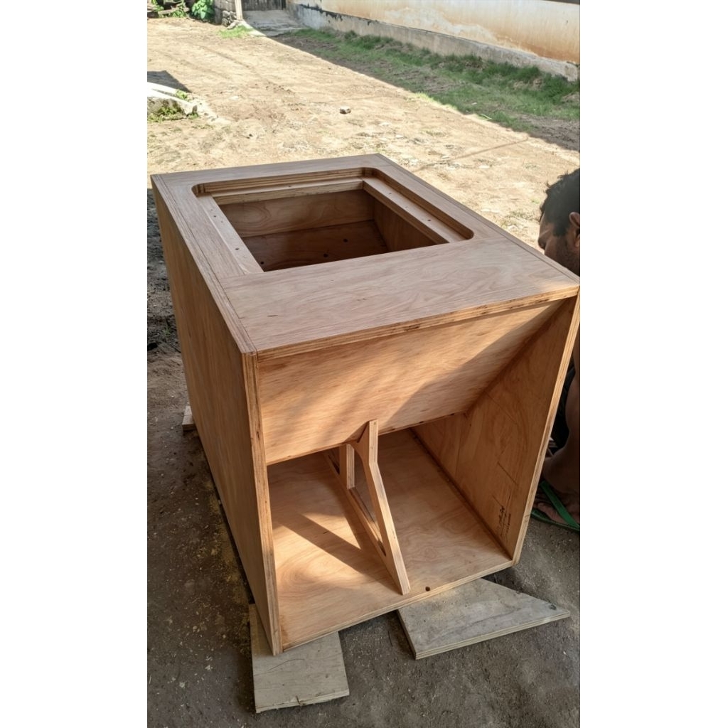 BOX TURBO BREWOG 115/ BOX TURBO 15inc/ box miniatur balap