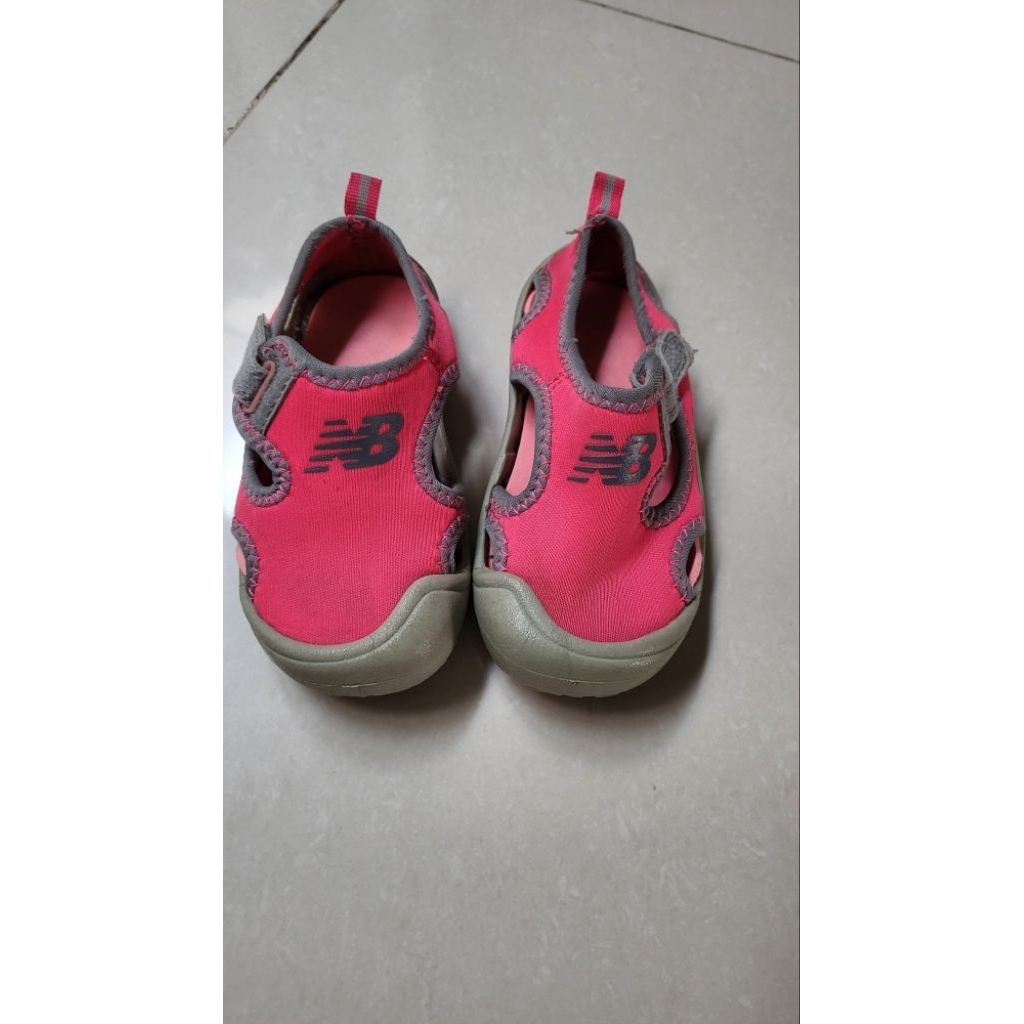 sepatu sandal new balance anak ori bekas insole 14cm