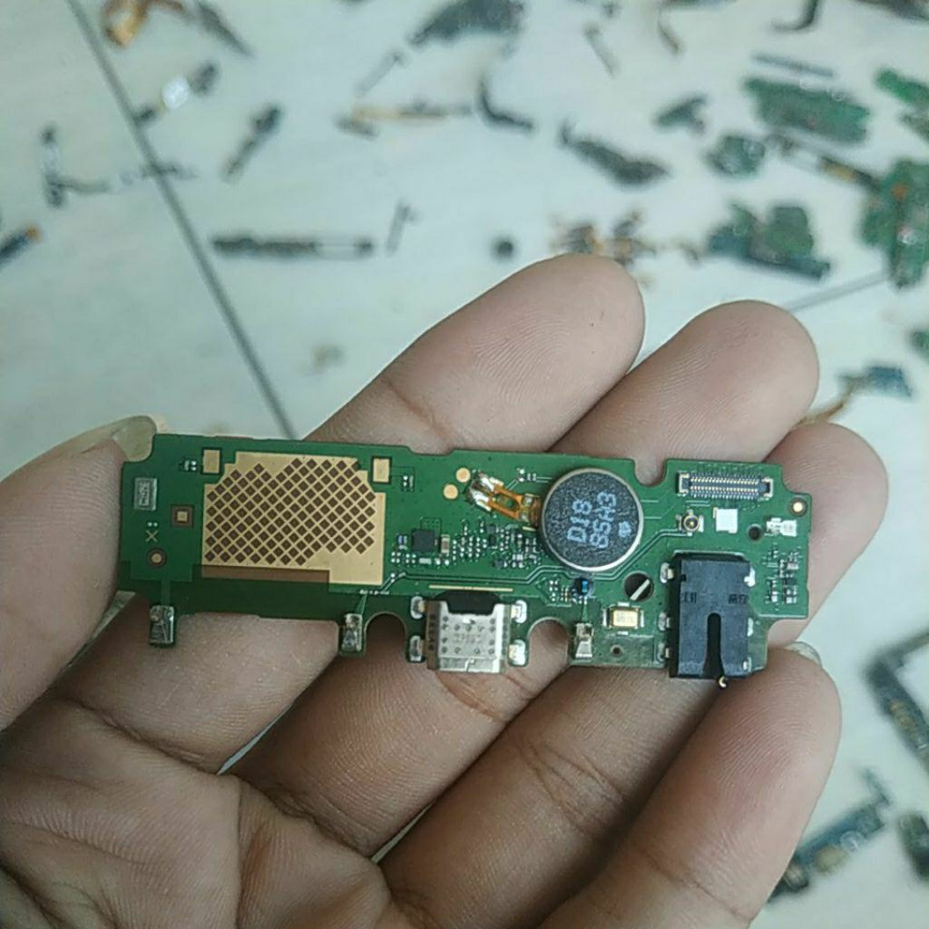 board cas bekas vivo y81
