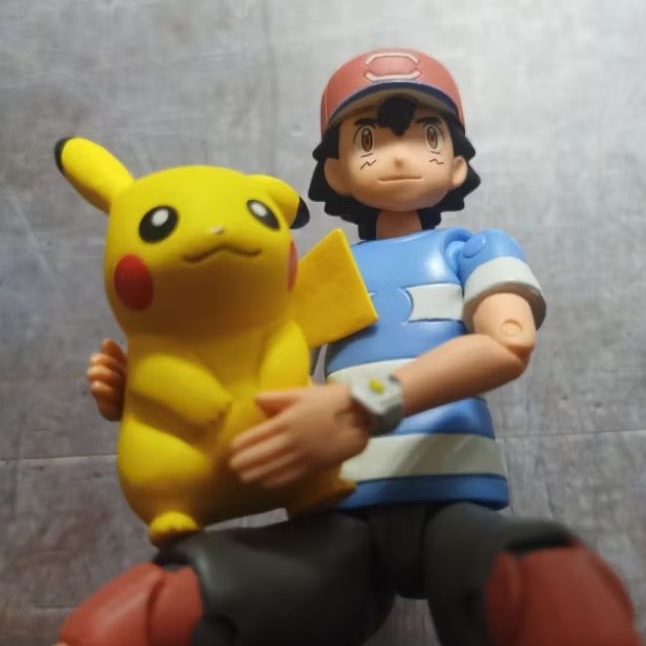 Action Figure Pokemon Character Ash and Pikachu Set