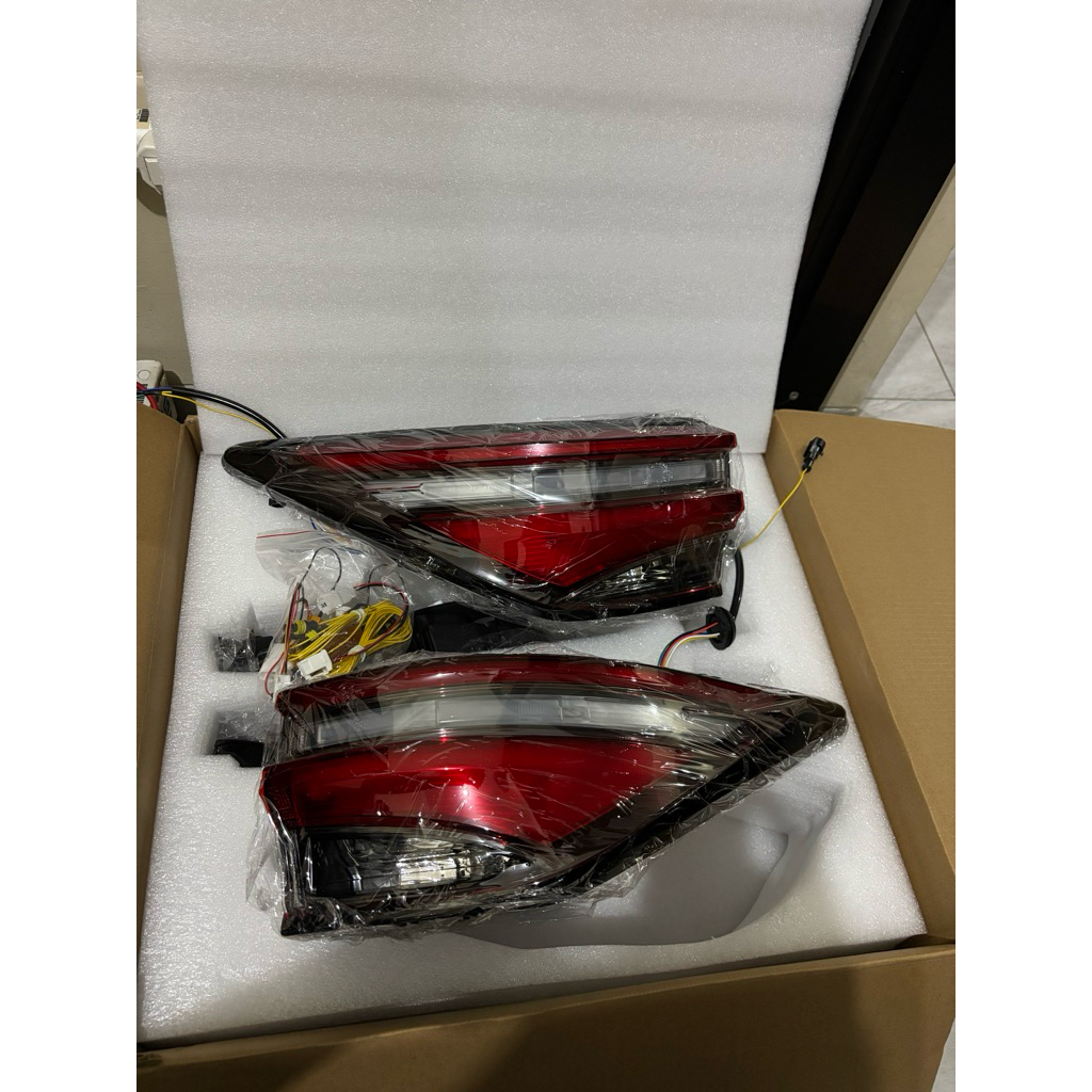 Lampu Fortuner Belakang Legender runing