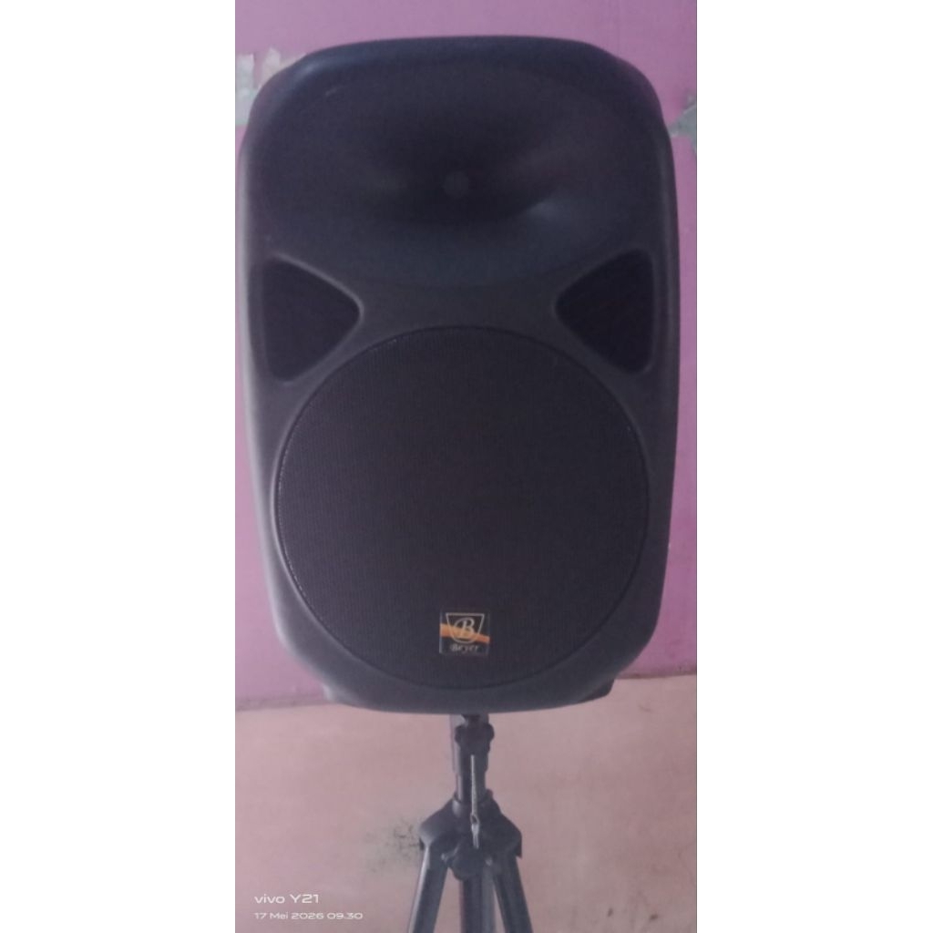 Active Speaker 15" Merk BEYER - 300 Watt