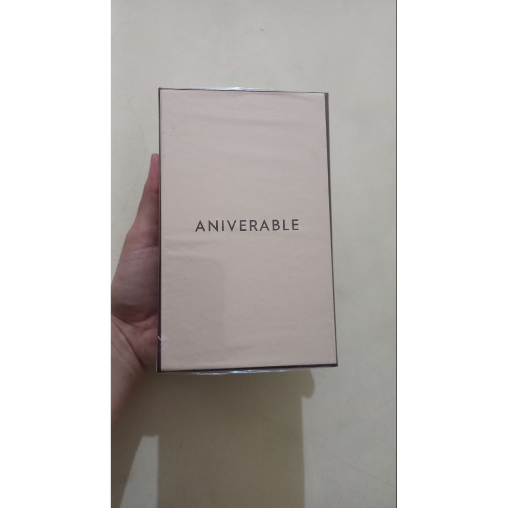 ANIVERABLE GODDESS IRIS