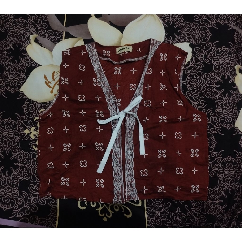 Preloved Vest Batik