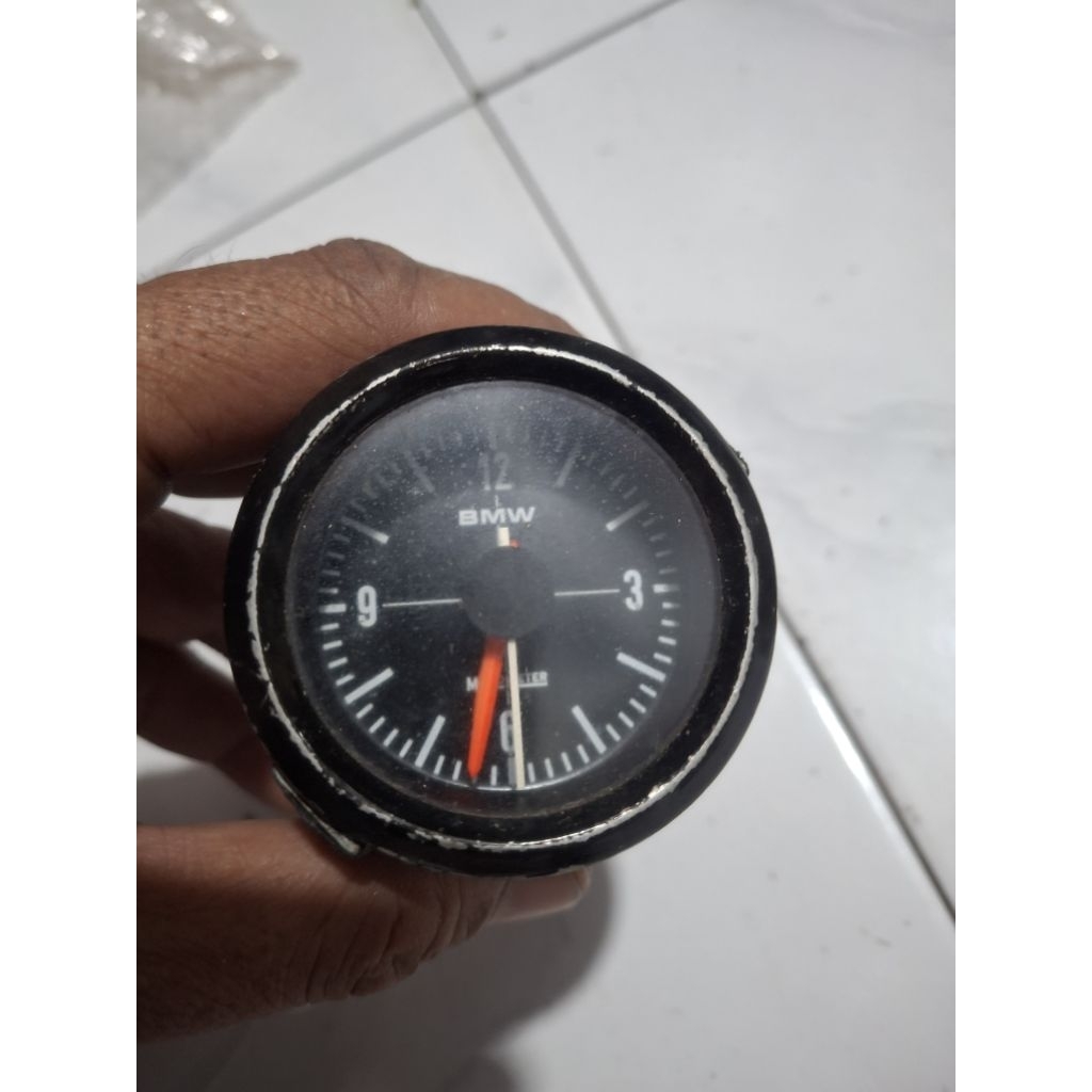 jam motor bmw