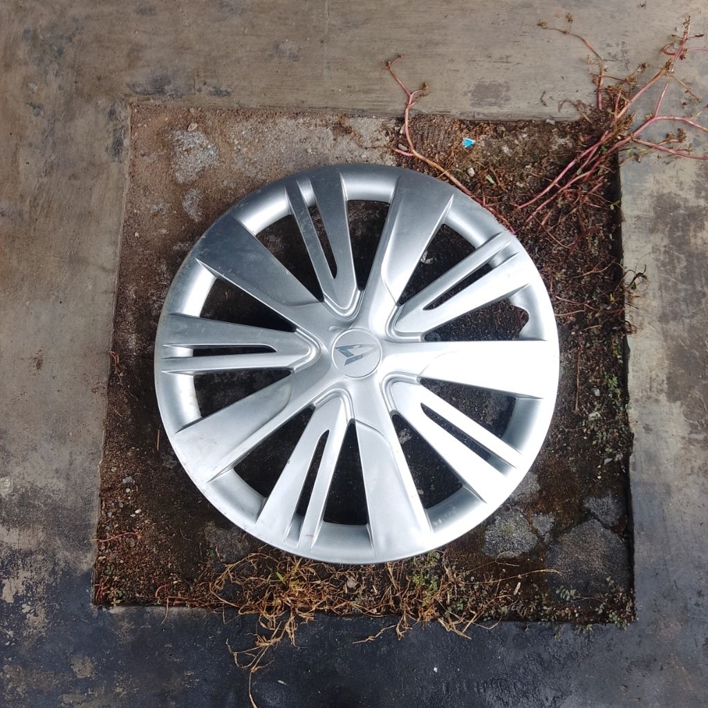 Original dop whells wheeldop dop velg pelek ring 14 untuk mobil Daihatsu Sigra