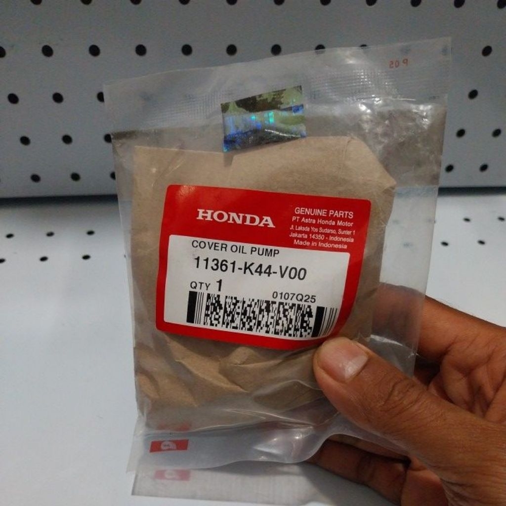 11361K44V00 COVER OIL PUMP TUTUP POMPA OLI BEAT ESP