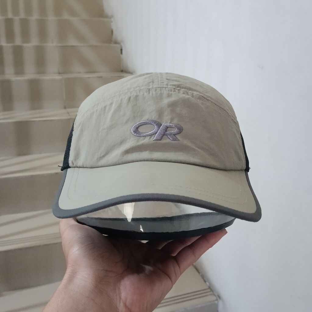 TOPI OUTDOOR RESEARCH / TOPI OLAHRAGA HIKING