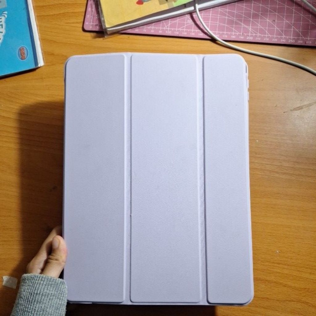 wts preloved case/casing ipad gen 9 (casing acrylic)