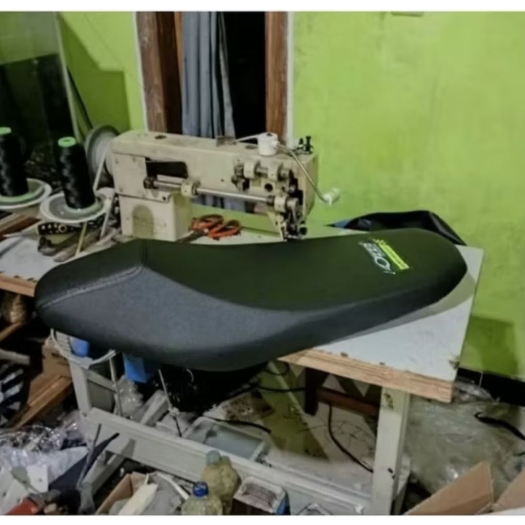 Jok motor supra x lama kulit ozza      _Jok motor supra x lama kulit ozza
