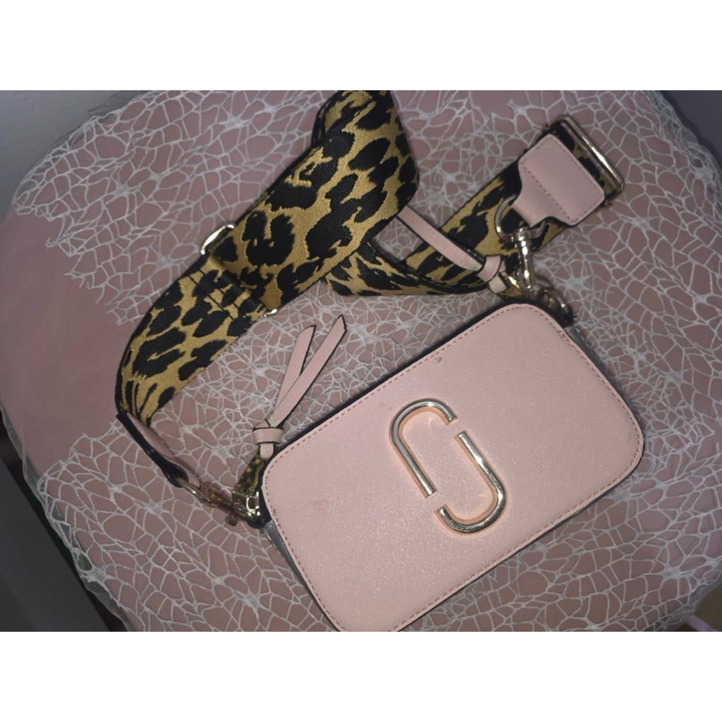 Tas Sling Bag Wanita Pink Leopard Strap Fashion Bag Double Zipper – Preloved