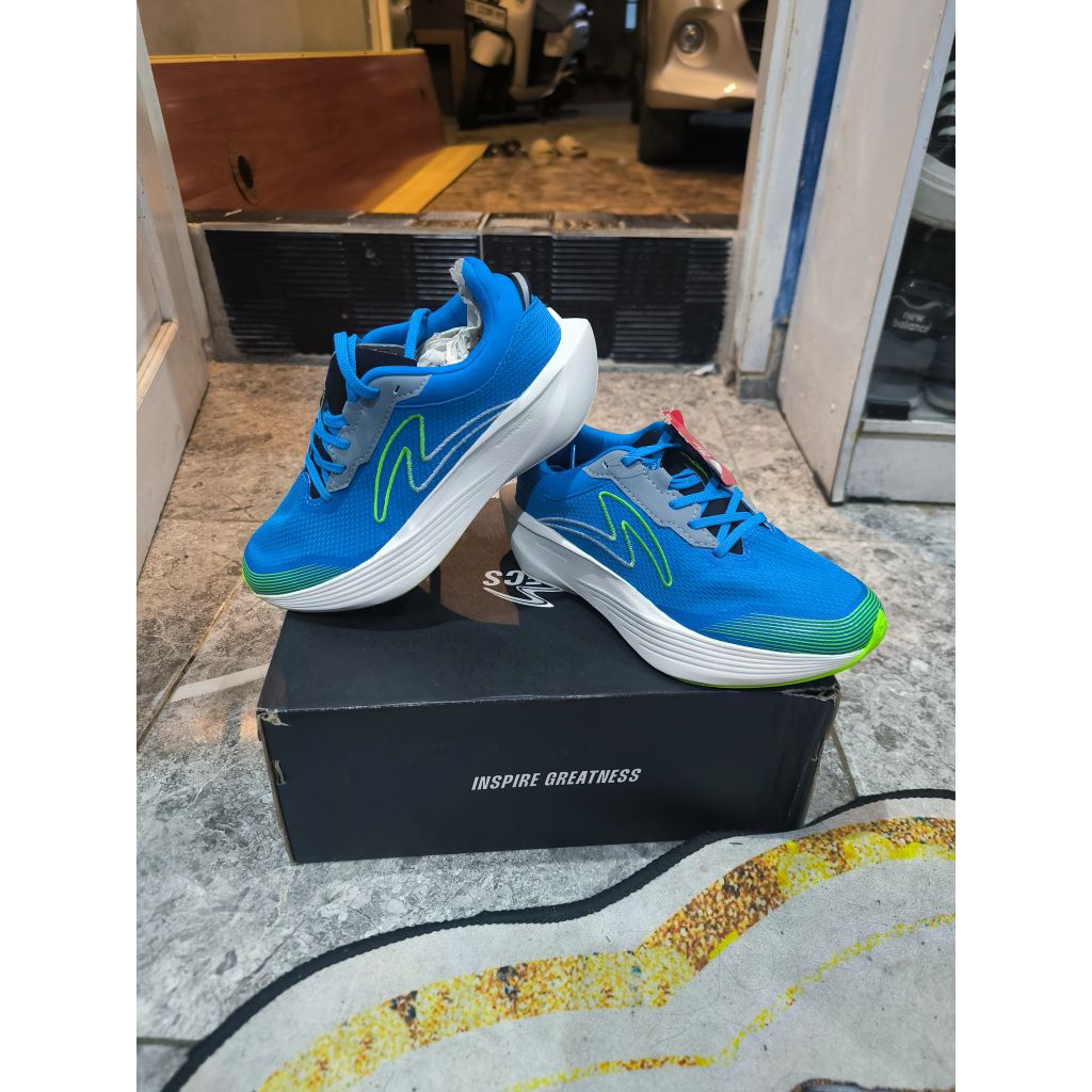 SEPATU RUNNING OLAHRAGA SPECS ORIGINAL
