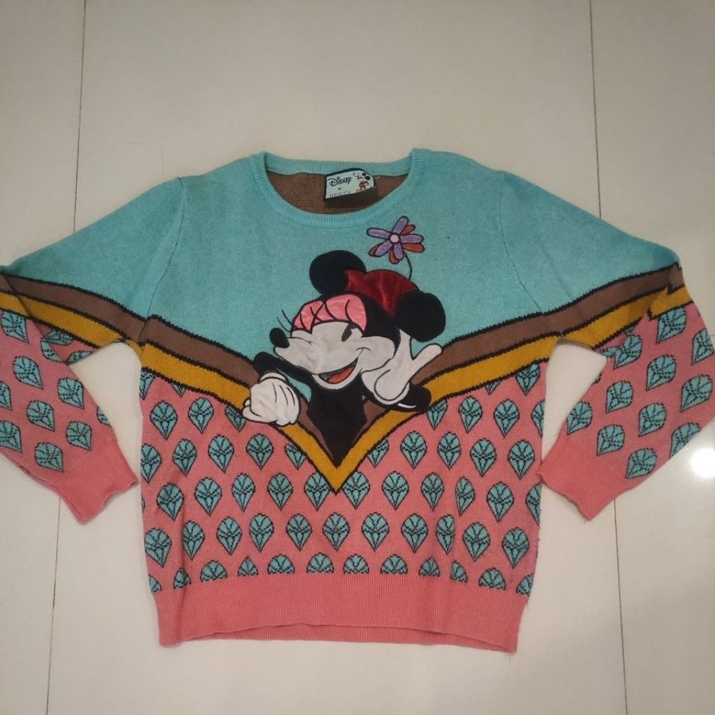 Preloved.Atasan rajut/sweater mickey mouse