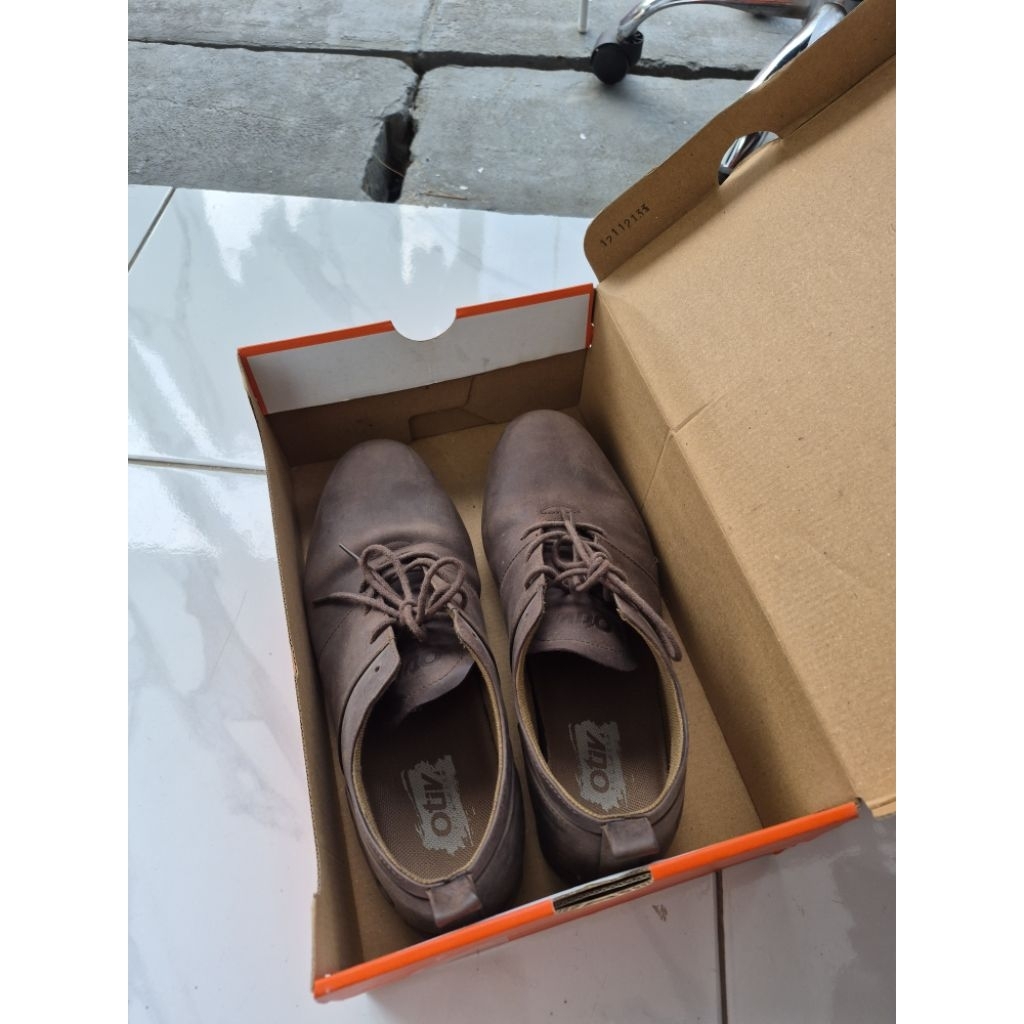 Otiv Leather Sepatu Original