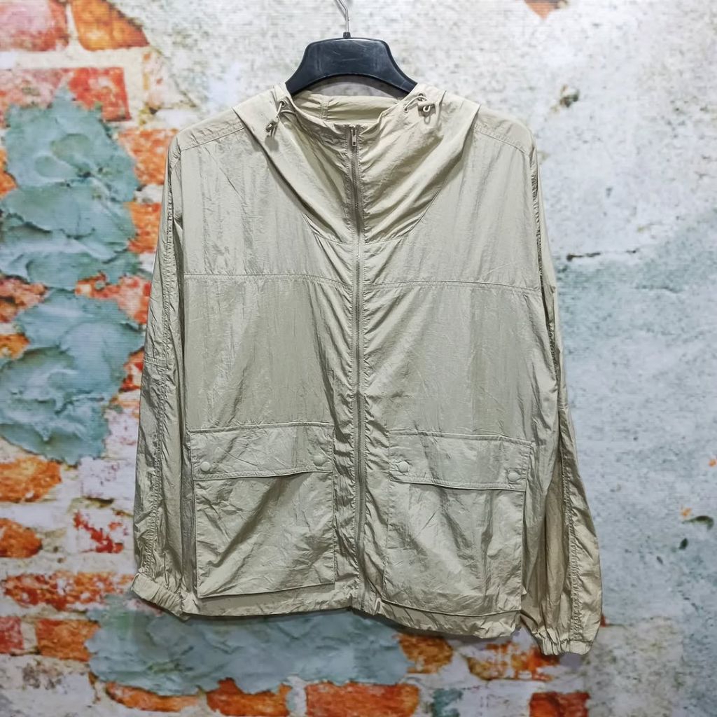jaket outdoor 8 SECOND polos size XL casual bagus