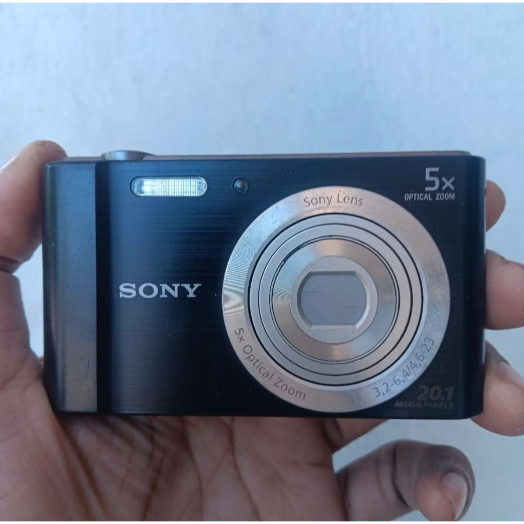 digicam Sony cybershot w800