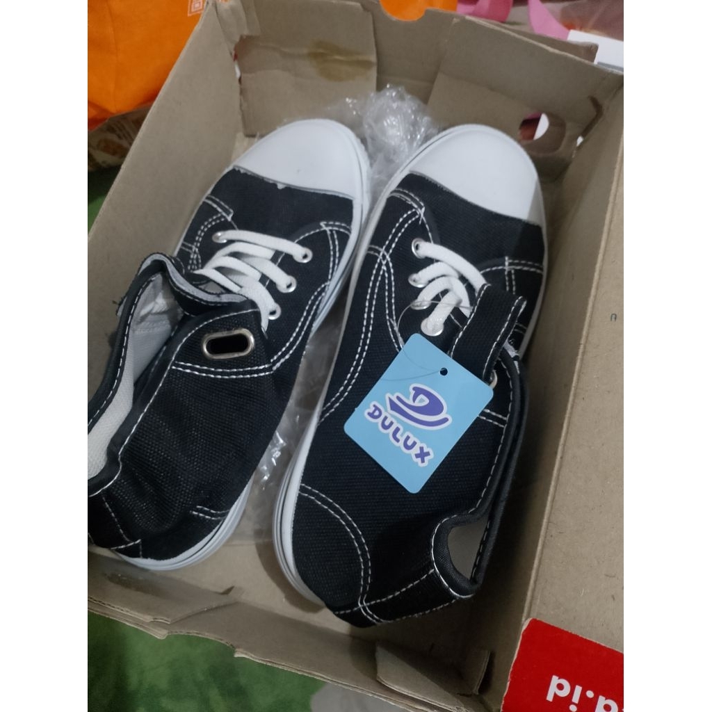 Sepatu Dulux Ramayana Baru