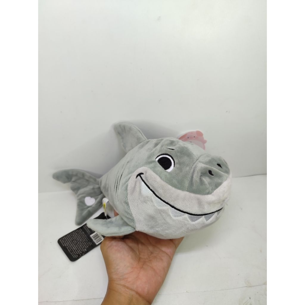 boneka ikan hiu Sharks jaws kou kou original universal
