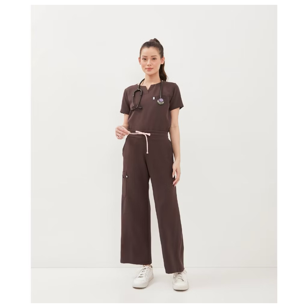 baju jaga scrub snug in chocolate size M