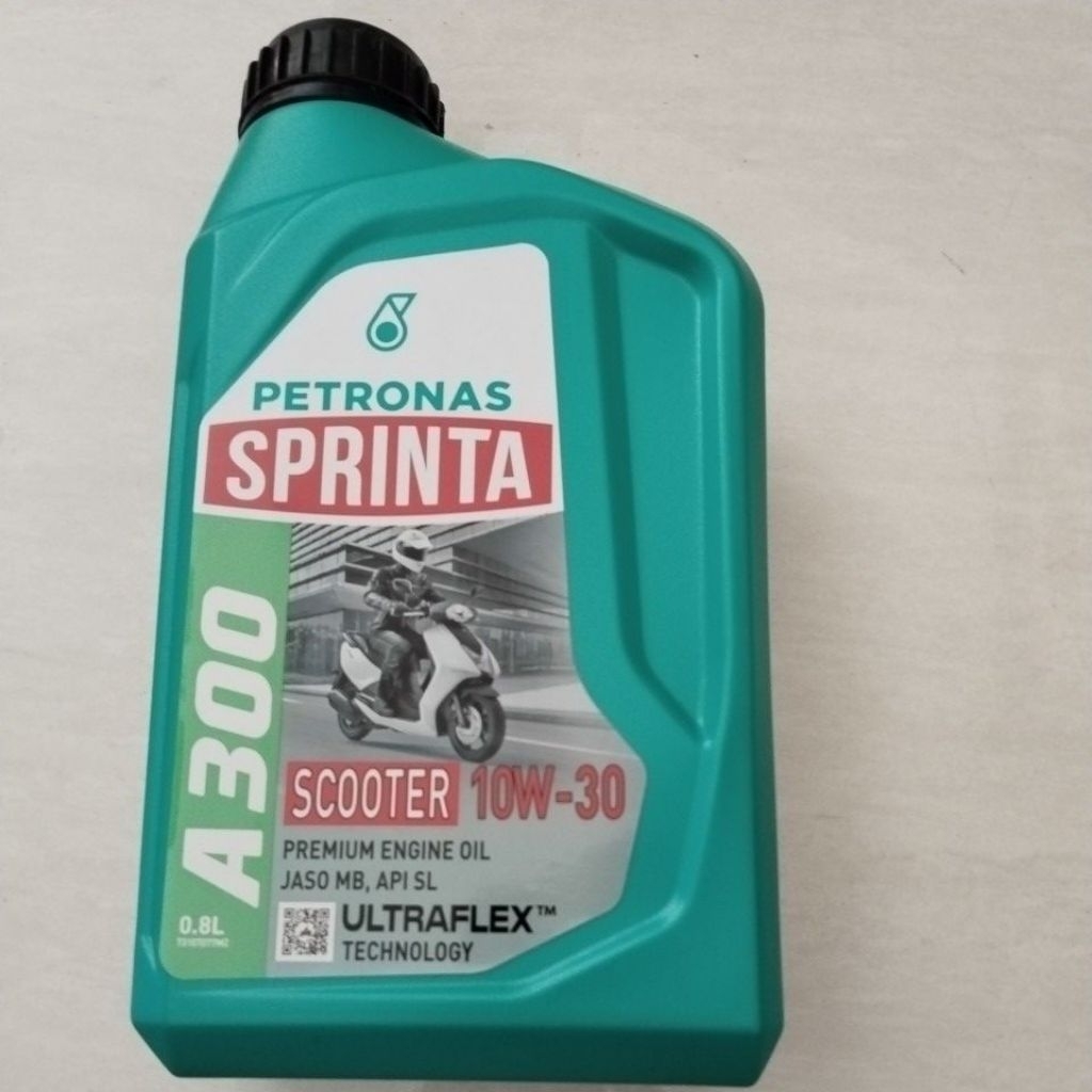 oli petronas original A 300 .0.8 L scooter 10W -30 buat motor matic petronas spiranta
