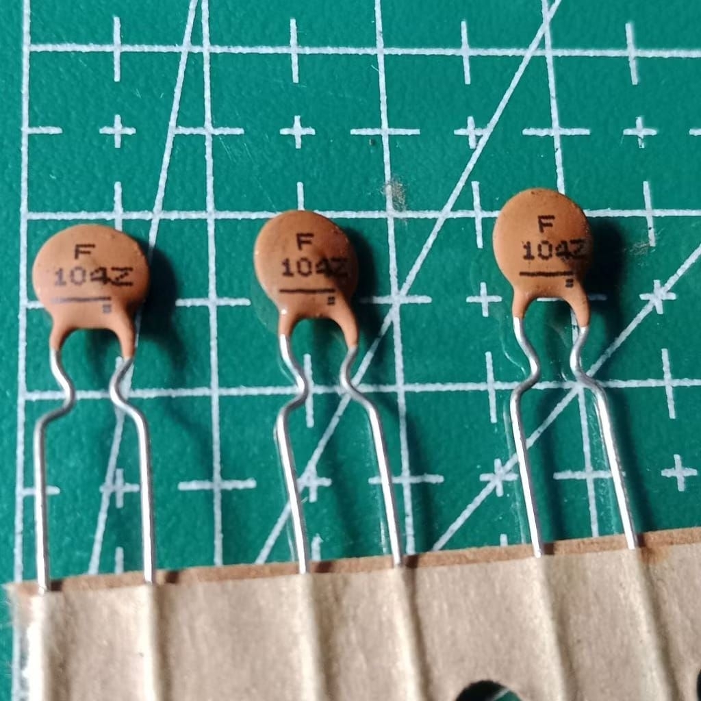 Kapasitor Keramik 0.1uF 104Z 50V