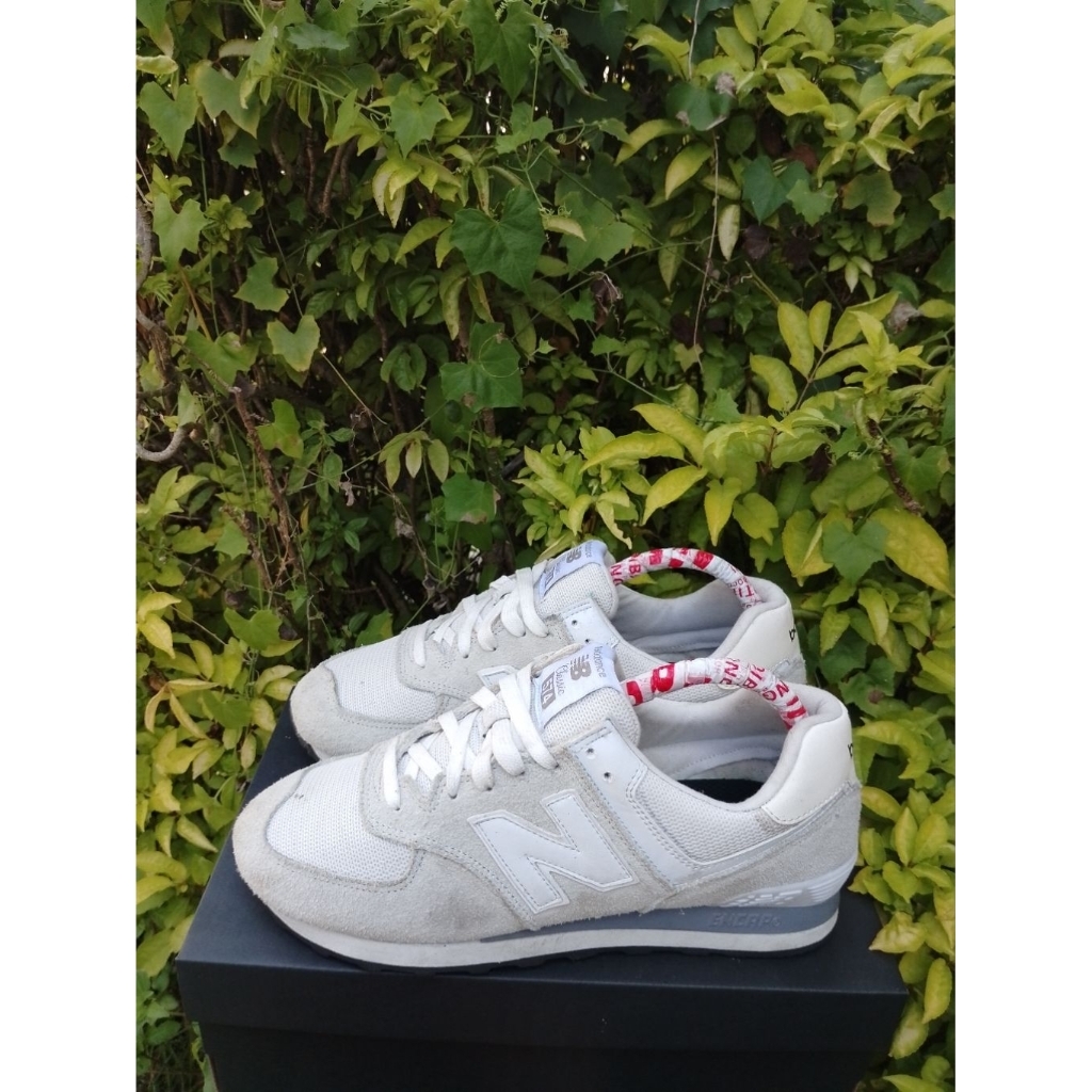Nb574 classic gray white