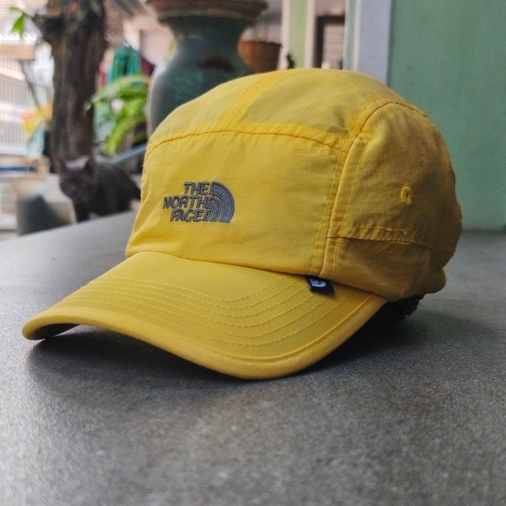 topi 5 panel the north face tnf outdoor run cycling hat setelan karet stoper used good condition
