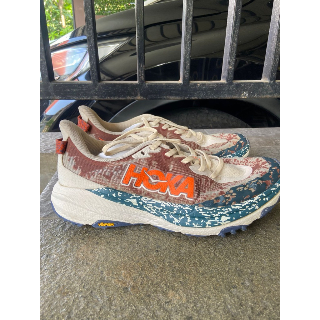 hoka speedgoat 6