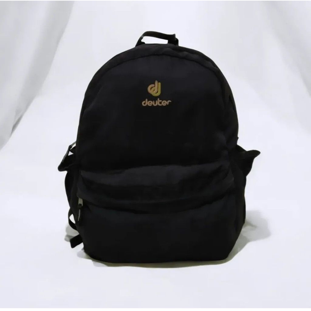 Deuter Street Black Daypack
-