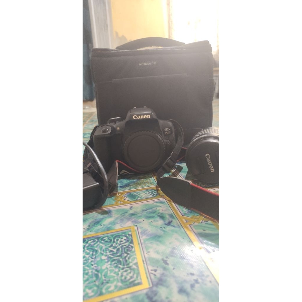 camera Canon eos 750D