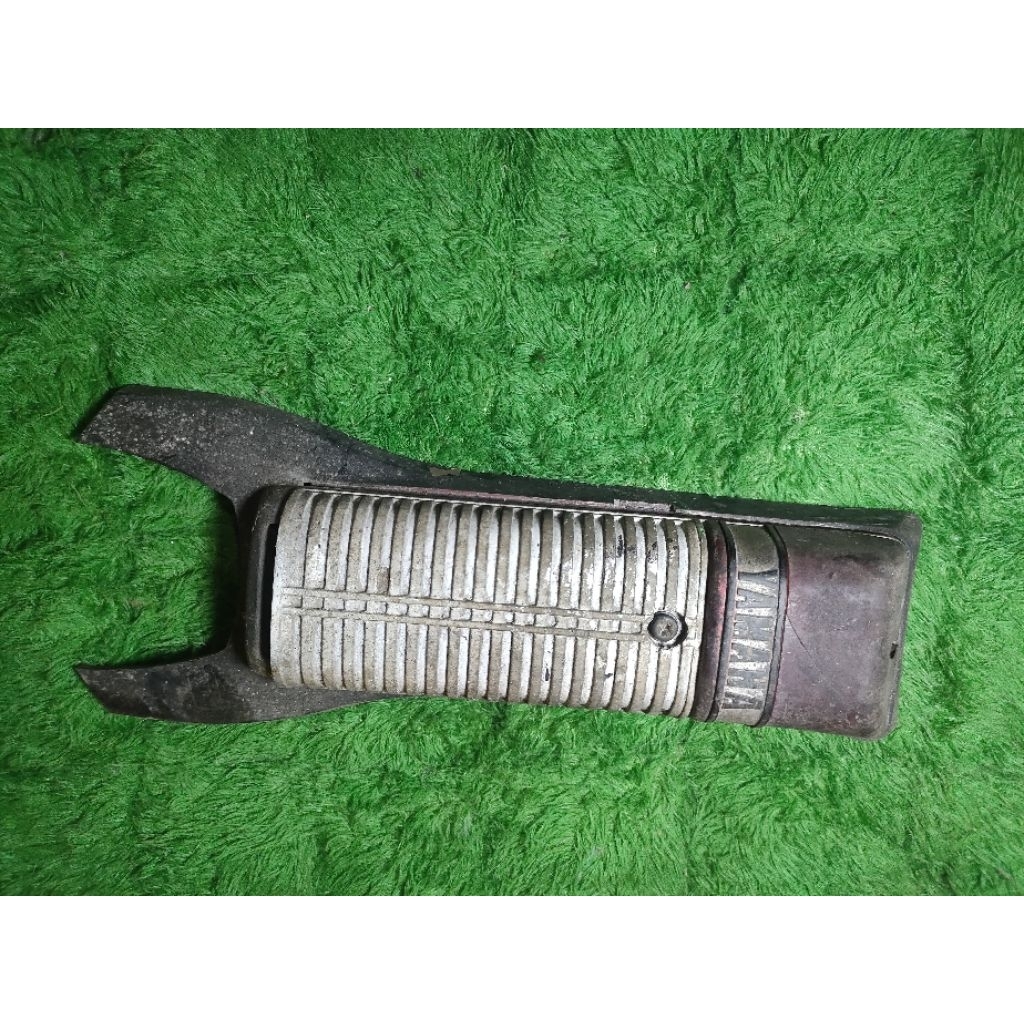 PANEL DEPAN YAMAHA V75 V80 ORIGINAL BEKAS
