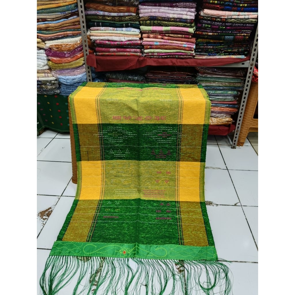 ULOS SADUM WARNA HIJAU/KUNING MARUMBAI