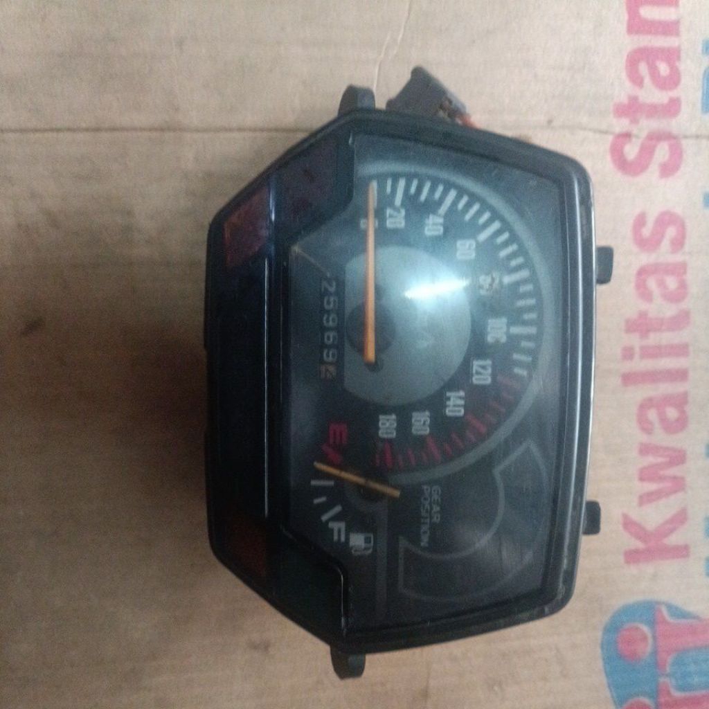 spidometer suzuki tornado