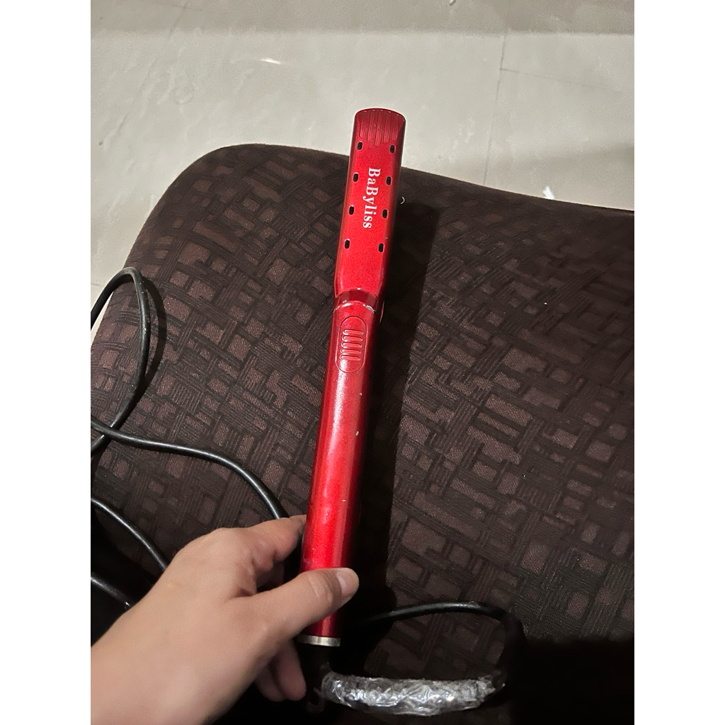 catokan rambut babyliss